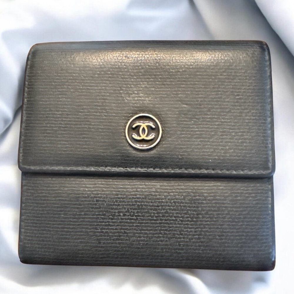 CHANEL Black Textured Compact Wallet with Silver Logo